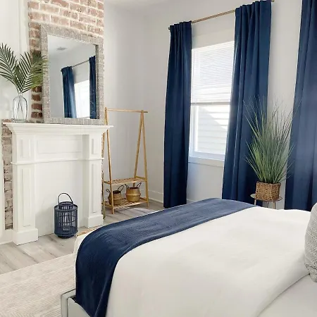 New! Stylish 1900S Renovated Duplex Apartment Building Near Forsyth & River St Savannah Exterior photo
